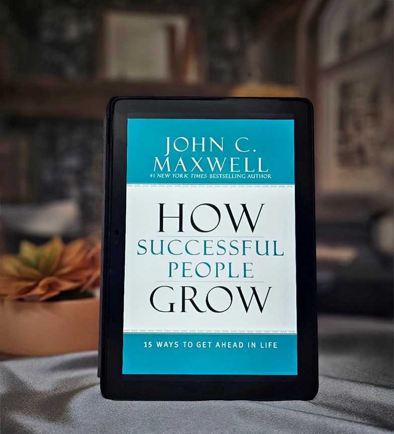 how successful people grow by john c maxwell book cover